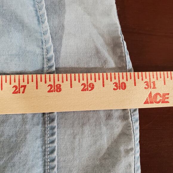 Soft Surroundings Adelaide Chambray Tunic Top Size 1X Light Blue Tencel Lyocell - Picture 11 of 11